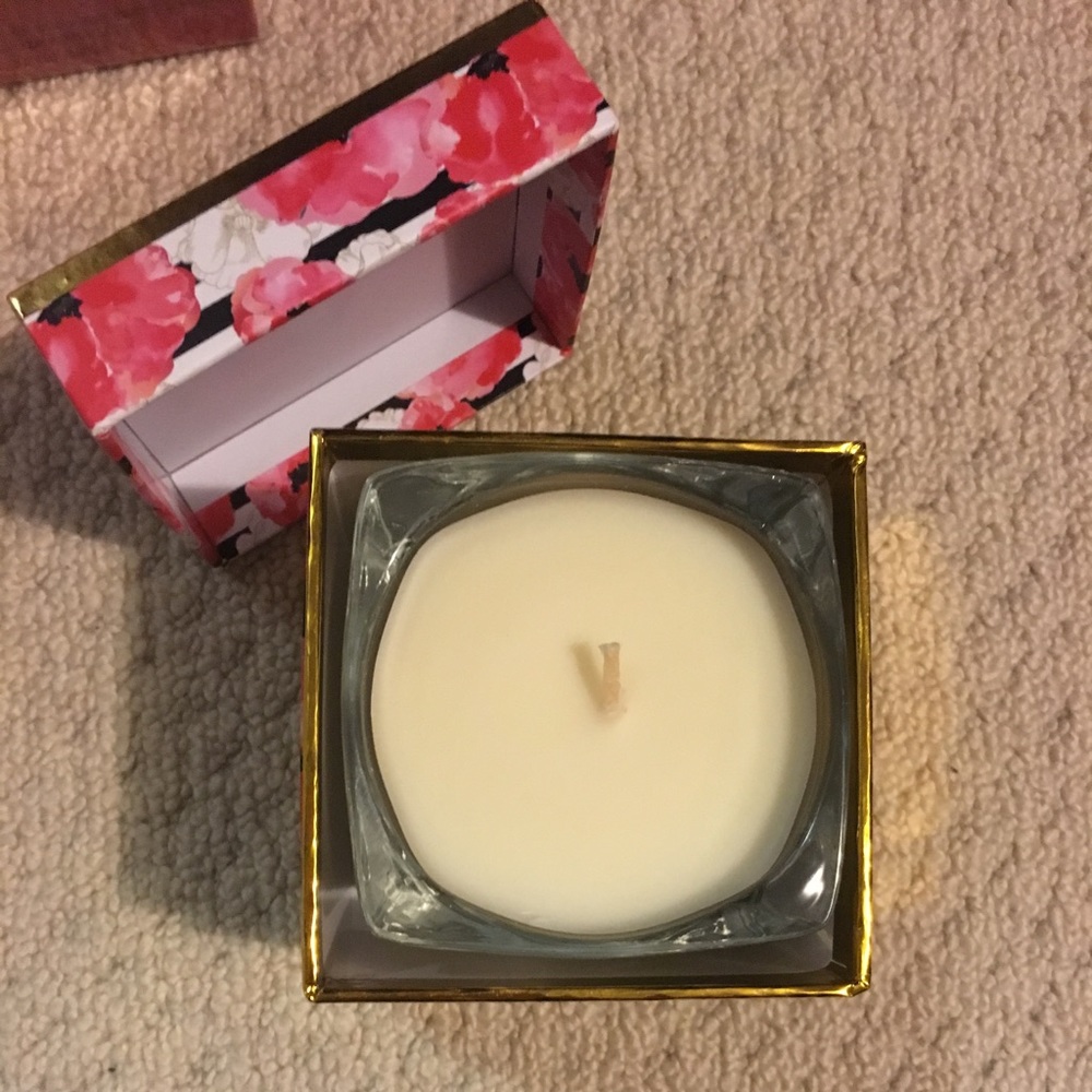 Debi Lily Candle